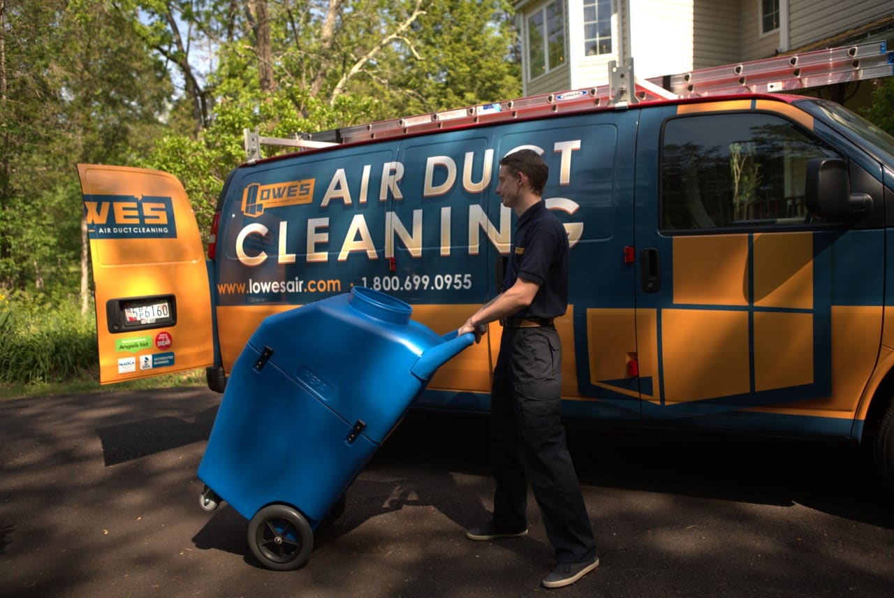 Is It a Good Idea to Clean Your Own Air Ducts?